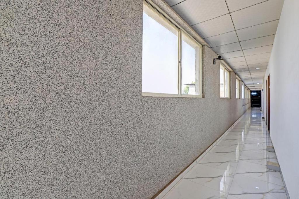 Hotel Mayura, Ankleshwar Экстерьер фото