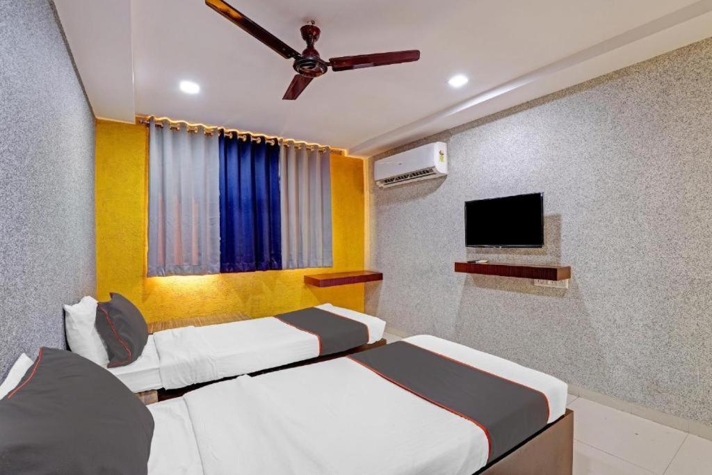Hotel Mayura, Ankleshwar Экстерьер фото