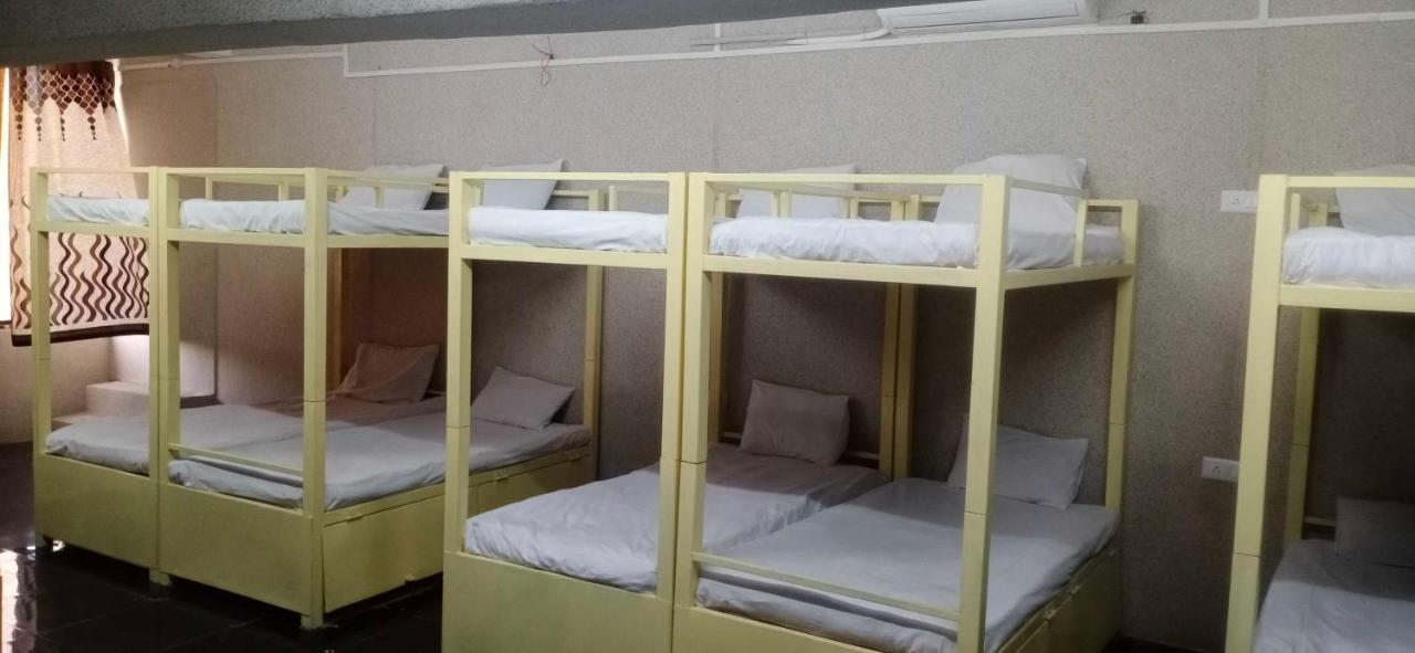 Hotel Mayura, Ankleshwar Экстерьер фото