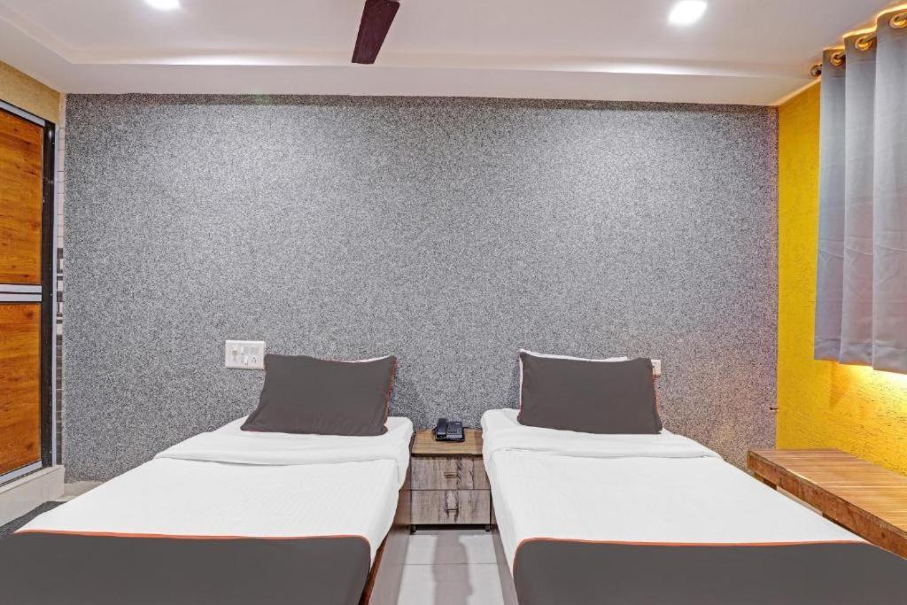Hotel Mayura, Ankleshwar Экстерьер фото