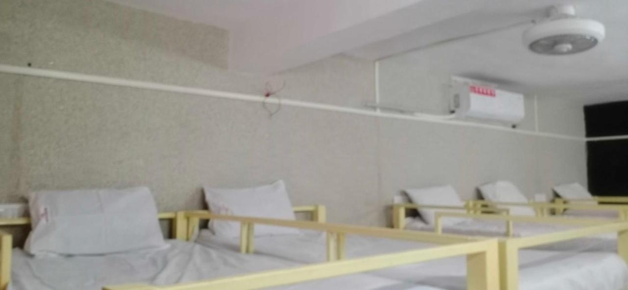 Hotel Mayura, Ankleshwar Экстерьер фото