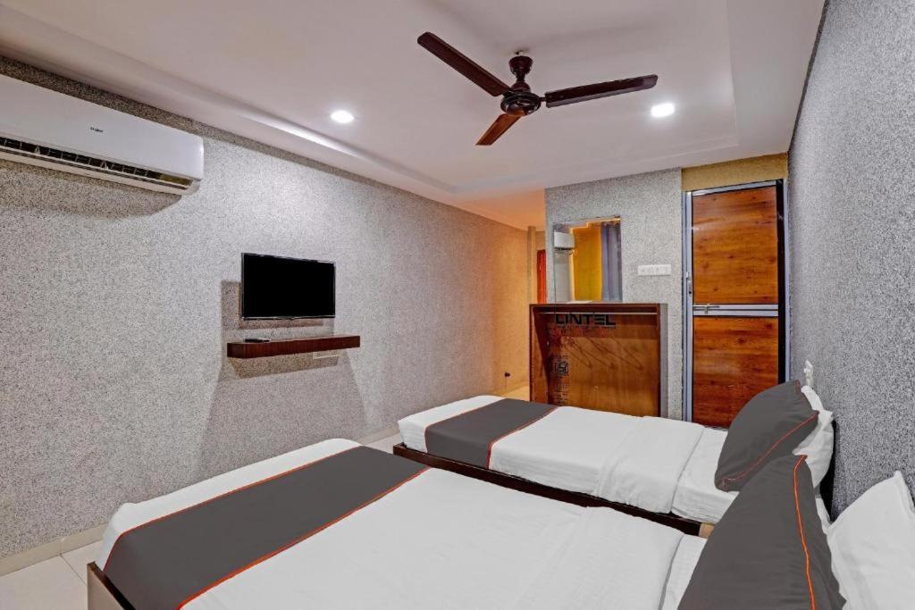 Hotel Mayura, Ankleshwar Экстерьер фото