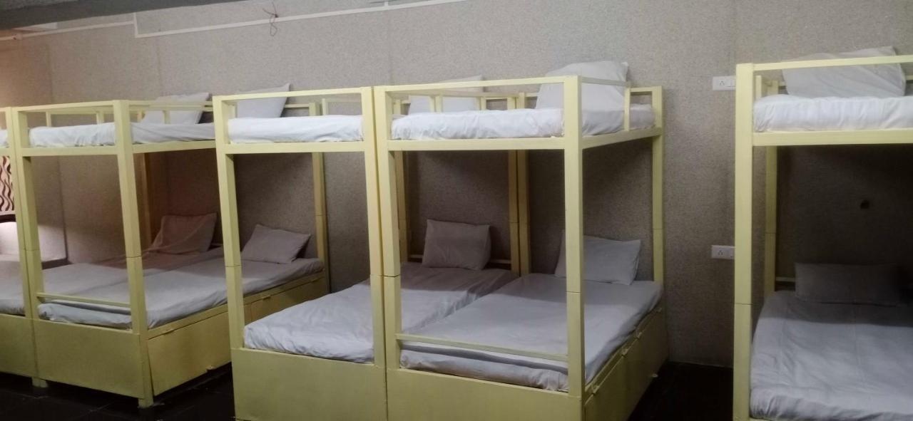 Hotel Mayura, Ankleshwar Экстерьер фото